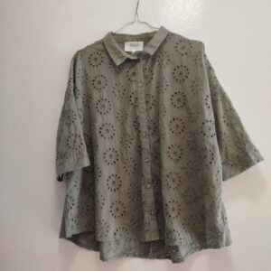 blouse à manches trois-quarts